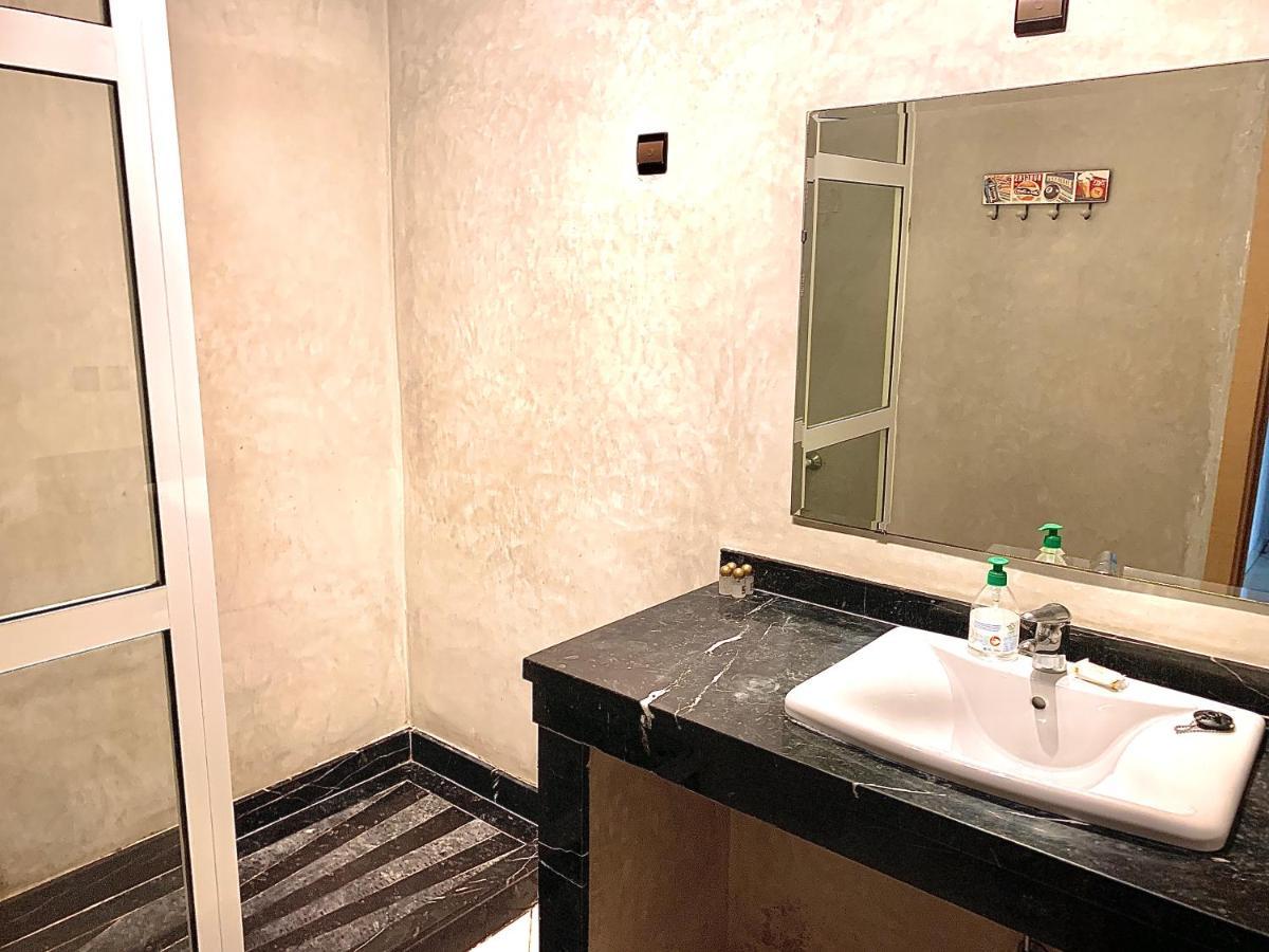 2 Bedrooms Apartment 卡萨布兰卡 外观 照片